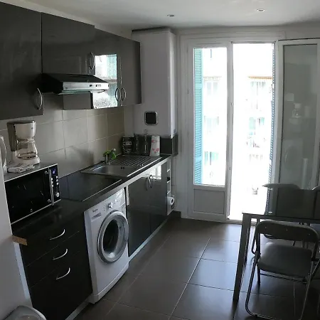 La Terrasse De Saint-jean * 阿雅克肖